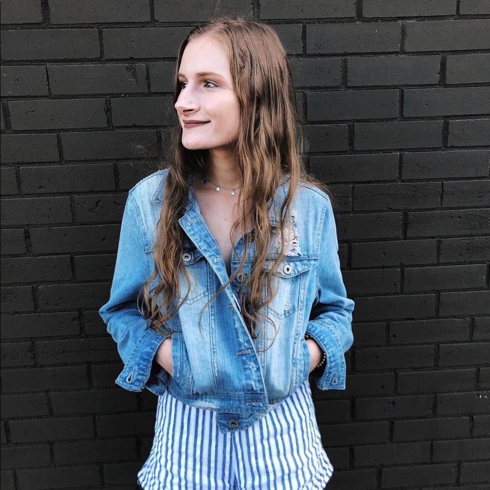 Meet your Posher, Caelyn